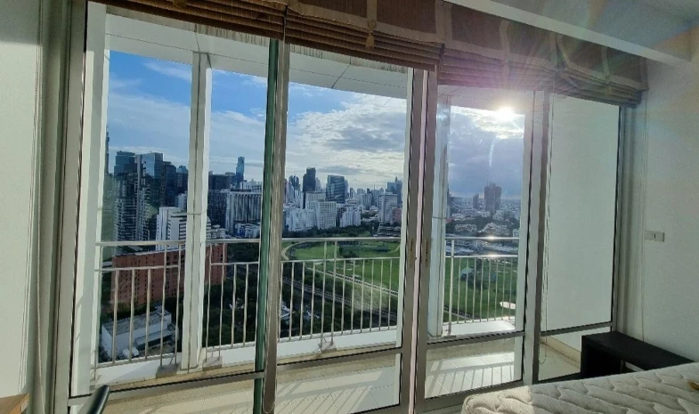 For rent: Baan Rajprasong, 26th floor, nice room, fully furnished, reserve now, don't miss out, hurry!
