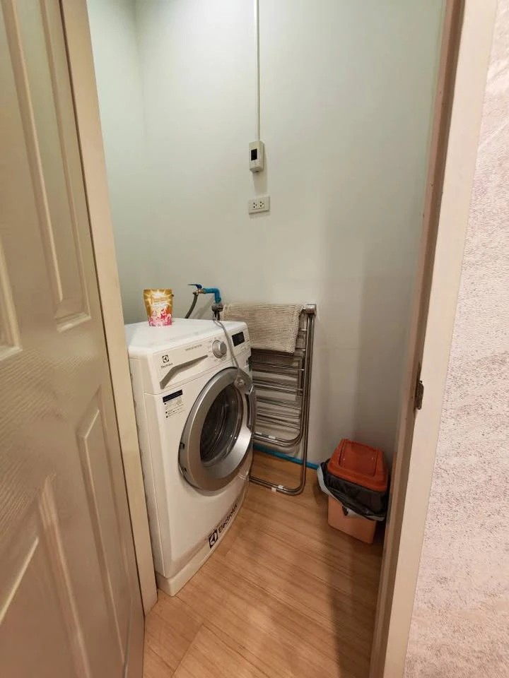 For rent: Baan Sathorn-Chaophraya, 3 bedrooms, spacious living area, great location, beautiful view. Book now!