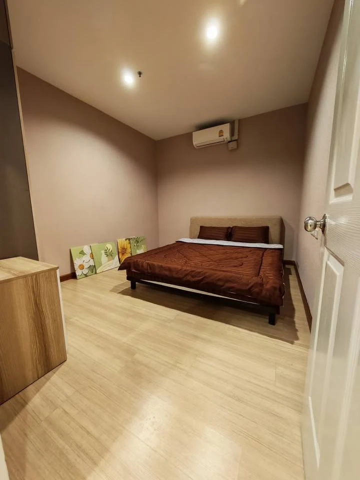 For rent: Baan Sathorn-Chaophraya, 3 bedrooms, spacious living area, great location, beautiful view. Book now!