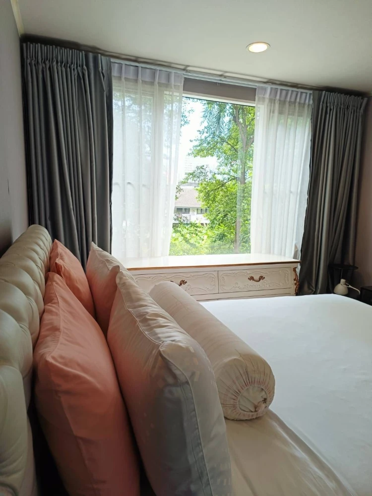 Baan Siri Ruedee for rent, spacious and comfortable room, fully furnished, reserve now, hurry!