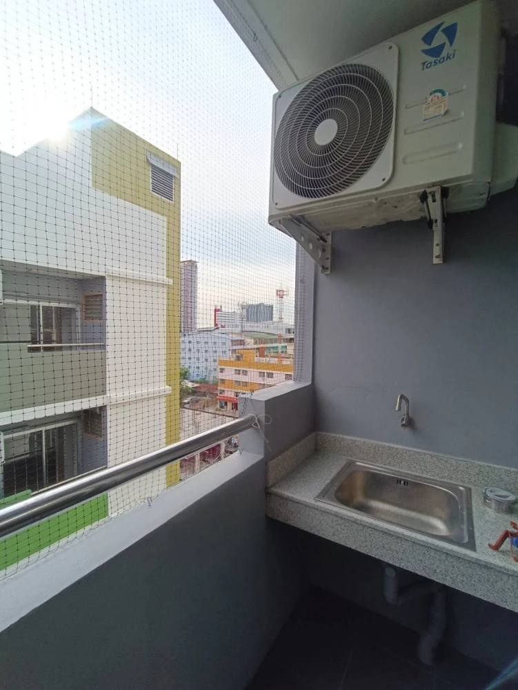 For rent: Bangkae City Condo 1-2. Comfortable rooms with complete amenities. Don't miss out!