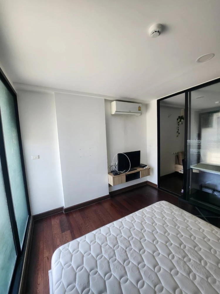 For rent: Bangkok FELIZ Sathorn-Taksin, fully furnished, spacious and comfortable apartment. Book now!