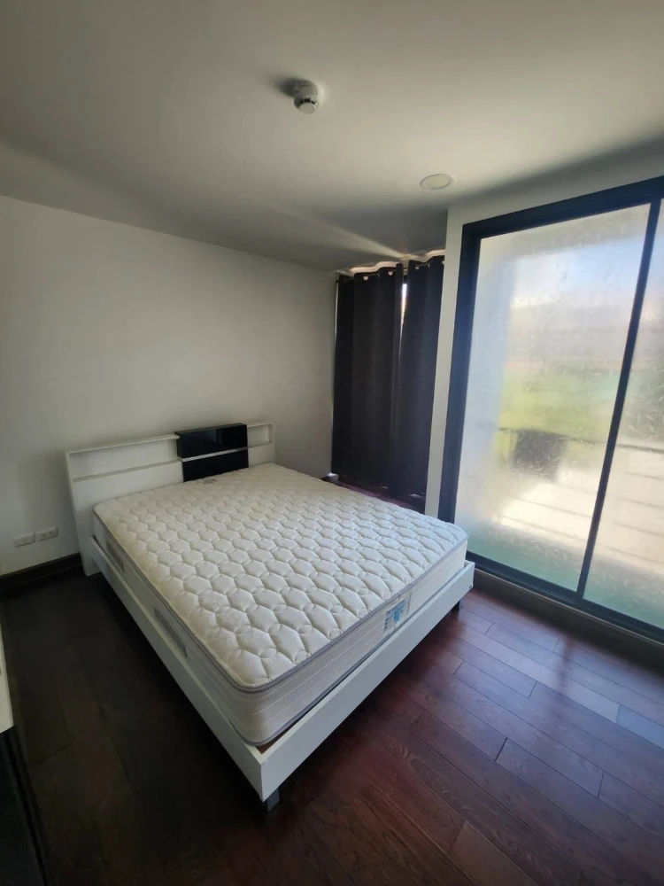 For rent: Bangkok FELIZ Sathorn-Taksin, fully furnished, spacious and comfortable apartment. Book now!