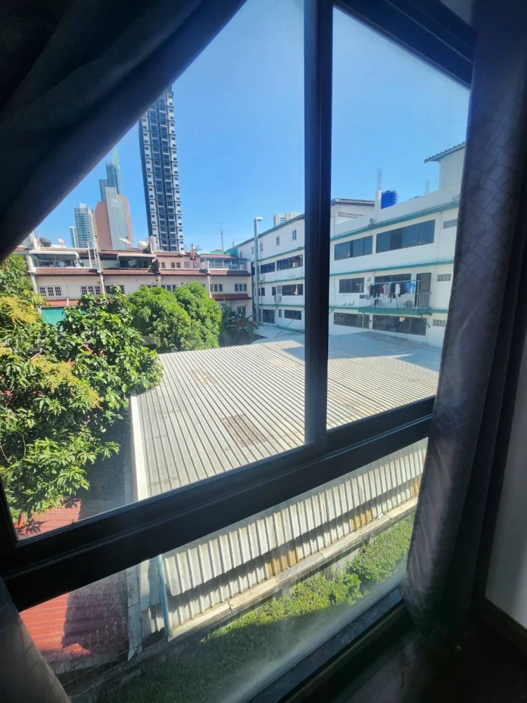 For rent: Bangkok FELIZ Sathorn-Taksin, fully furnished, spacious and comfortable apartment. Book now!