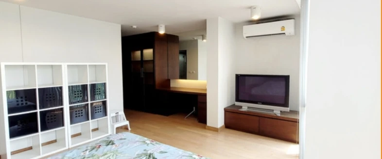 For Rent: Bangkok Feliz Sukhumvit 69-2, 4th floor. Fully furnished and inviting unit—book now if interested.