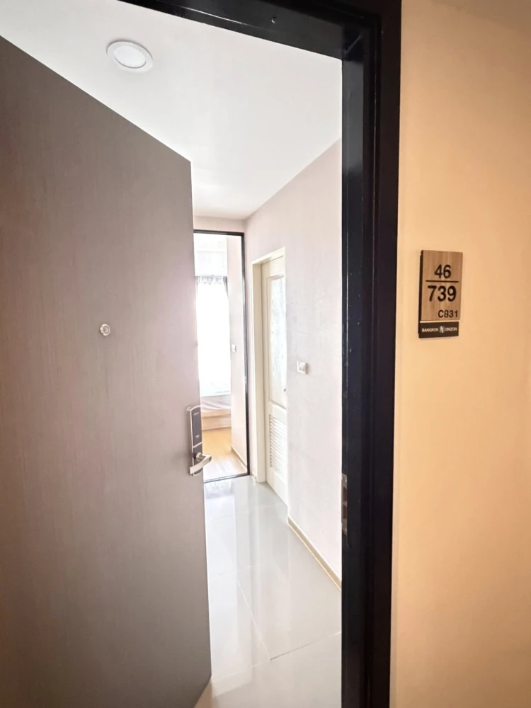 For rent: Bangkok Horizon Lite @ Phetkasem 48, 8th floor, fully furnished, very livable. Book now!