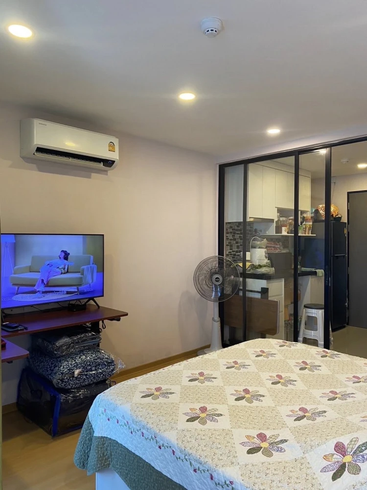 For rent: Bangkok Horizon Lite @ Phetkasem 48, a nice room, good location, fully furnished, at a great price. Don't miss it.