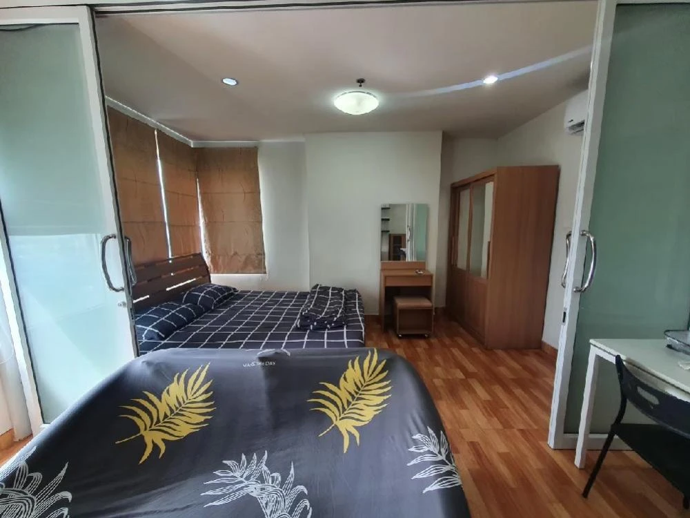 For rent: Bangkok Horizon Petchkasem, 22nd floor, corner room, fully furnished, nice to live in, reserve now.