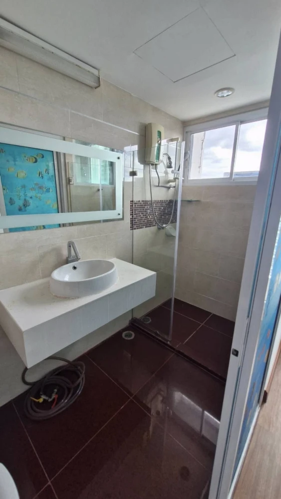 For rent: Bangkok Horizon Ramkhamhaeng, spacious room, lots of usable space, good location, complete facilities, don't miss it!