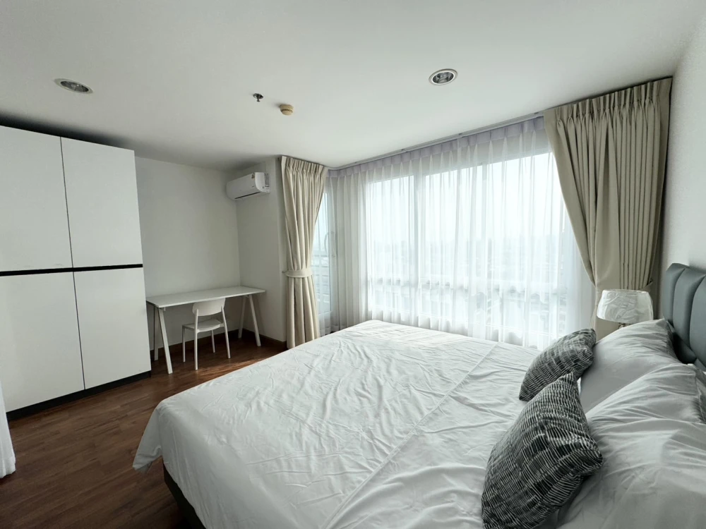 For rent: Bangkok Horizon Ramkhamhaeng, fully furnished, beautiful view, high floor, just bring your belongings and move in.