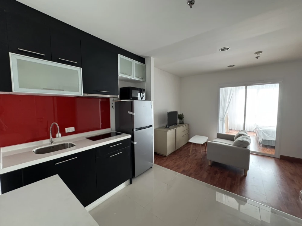 For rent: Bangkok Horizon Ramkhamhaeng, fully furnished, beautiful view, high floor, just bring your belongings and move in.