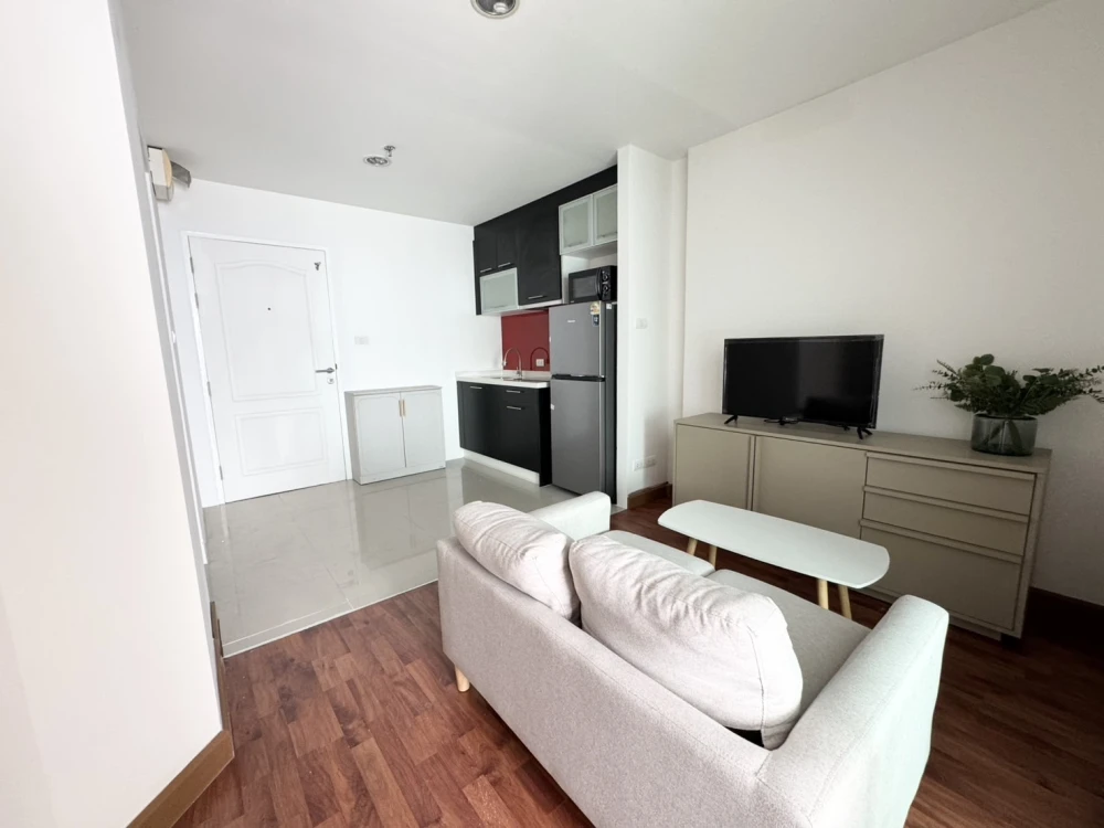 For rent: Bangkok Horizon Ramkhamhaeng, fully furnished, beautiful view, high floor, just bring your belongings and move in.