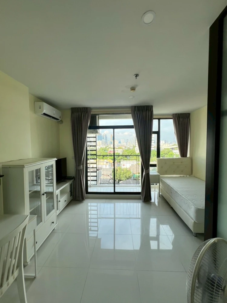 For sale or rent: Bangkok Horizon Sathorn-Narathiwas, a nice room on the 7th floor, good location, convenient transportation, book now!