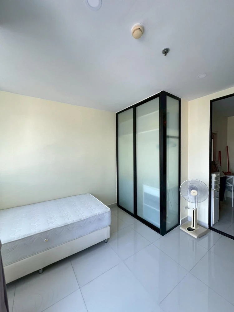 For sale or rent: Bangkok Horizon Sathorn-Narathiwas, a nice room on the 7th floor, good location, convenient transportation, book now!