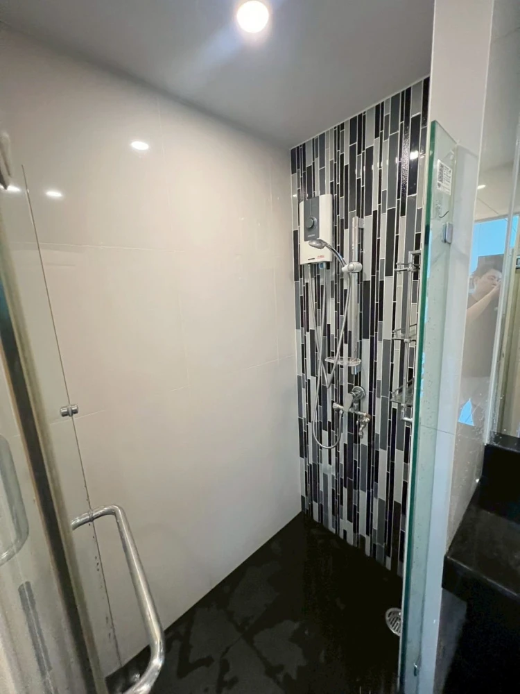 For sale or rent: Bangkok Horizon Sathorn-Narathiwas, a nice room on the 7th floor, good location, convenient transportation, book now!