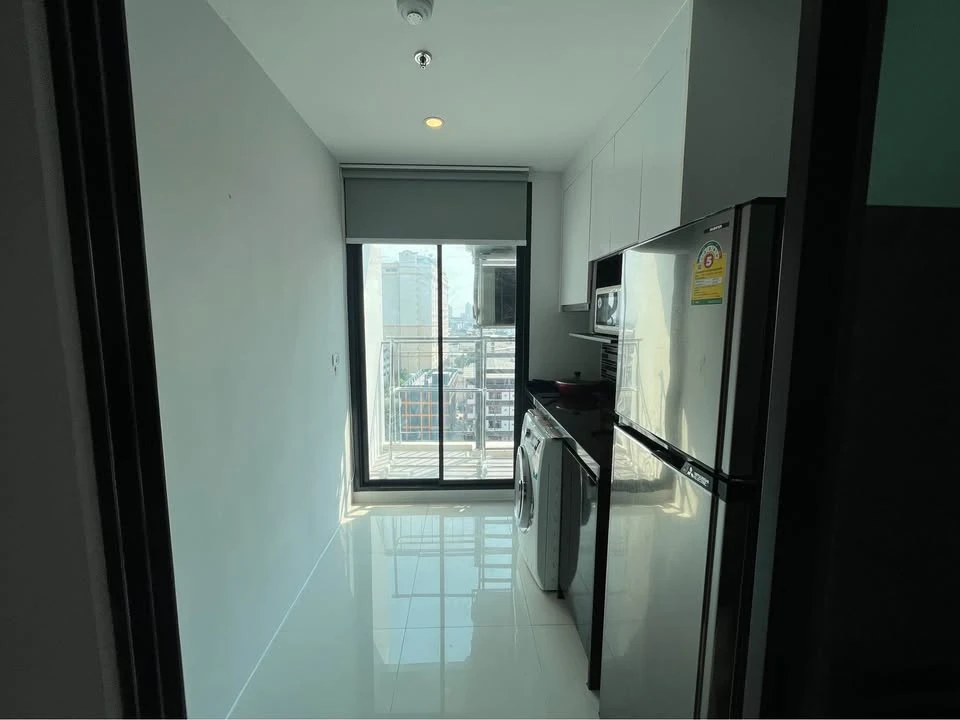 For rent Bangkok Horizon Sathorn-Narathiwat has simplicity in every design. It has complete facilities. Book now, don't wait.