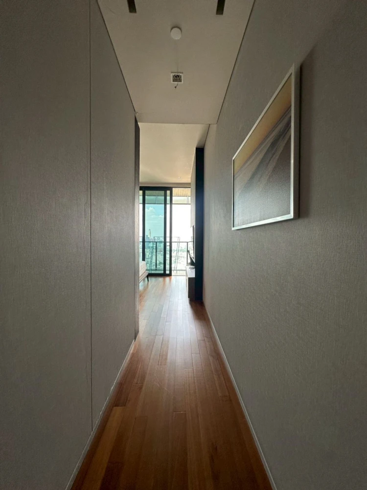 For rent: Banyan Tree Residence Riverside, 28th floor, with Chao Phraya River view. Book now!