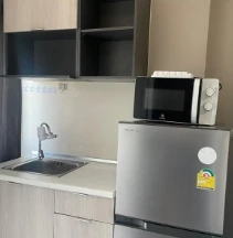 For rent: Be Condo Paholyothin, 7th floor, fully furnished, nice room, if interested, hurry and reserve now.