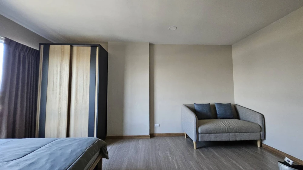 For rent: Be Condo Paholyothin, 8th floor, fully furnished room, ready to move in, reserve now, don't wait.