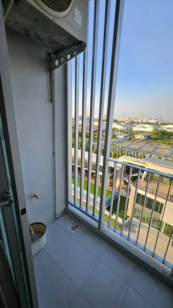 For rent: Be Condo Paholyothin, 8th floor, fully furnished room, ready to move in, reserve now, don't wait.