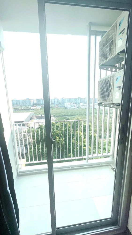 Be Condo Paholyothin for rent. Spacious and comfortable room, fully furnished with appliances. Book now, don't miss out!