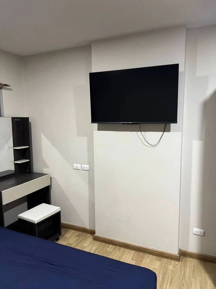 Be Condo Paholyothin for rent. A lovely room with complete amenities. Just bring your bags and move in!