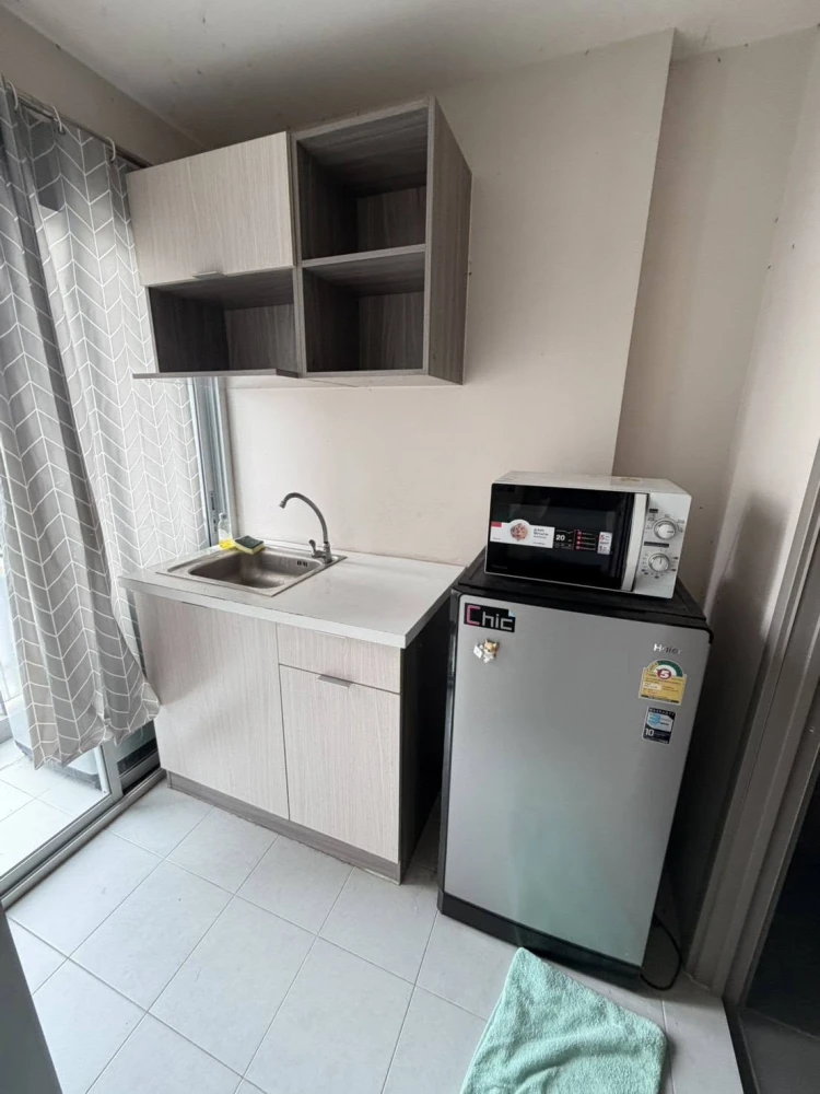 For rent: Be Condo Paholyothin. Nice room, fully furnished, great location, convenient transportation. Book now!