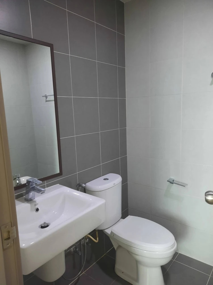Be Condo Phaholyothin for rent. Well-partitioned room, 30 sq.m., fully furnished. Just bring your bags and move in!