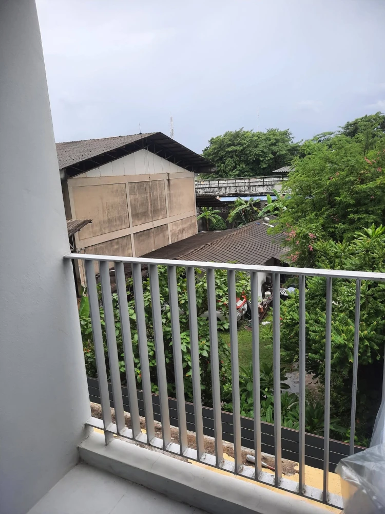 Be Condo Phaholyothin for rent. Well-partitioned room, 30 sq.m., fully furnished. Just bring your bags and move in!