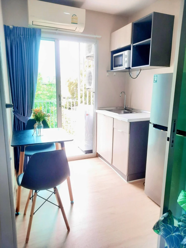 Be Condo Phaholyothin for rent. Well-partitioned room, 30 sq.m., fully furnished. Just bring your bags and move in!