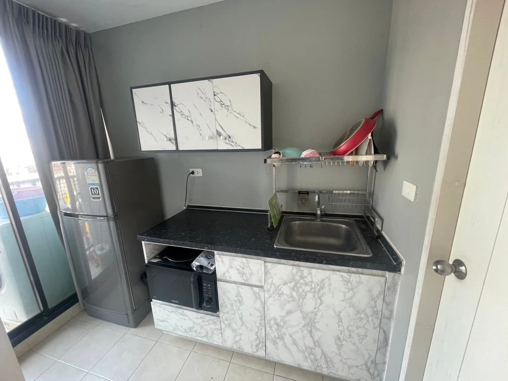 For rent: Be You Chokchai 4, studio room, decorated in a theme, good location, convenient transportation, fully furnished, reserve now.