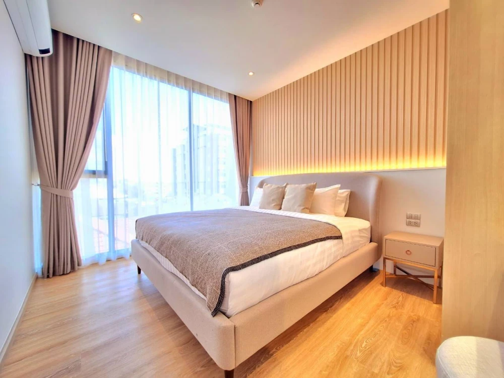For rent: Bearing Residence, 3 bedrooms, spacious living area, fully furnished. Don't miss out!