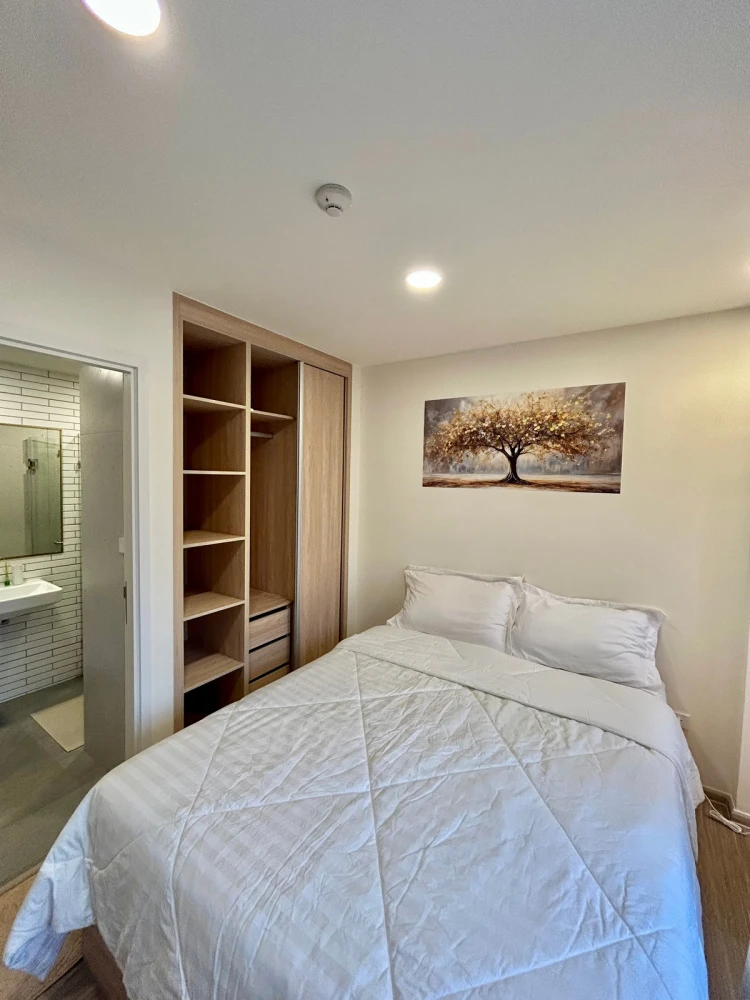 Beat Sukhumvit condo for rent, 8th floor. Nice unit, fully furnished. Book now!