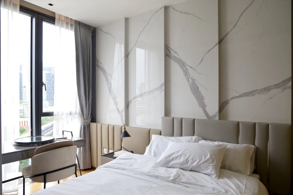For rent: Beatniq at Sukhumvit32, spacious room, comfortable living, comes with built-in decorations throughout the room. Good like this, hurry and bo