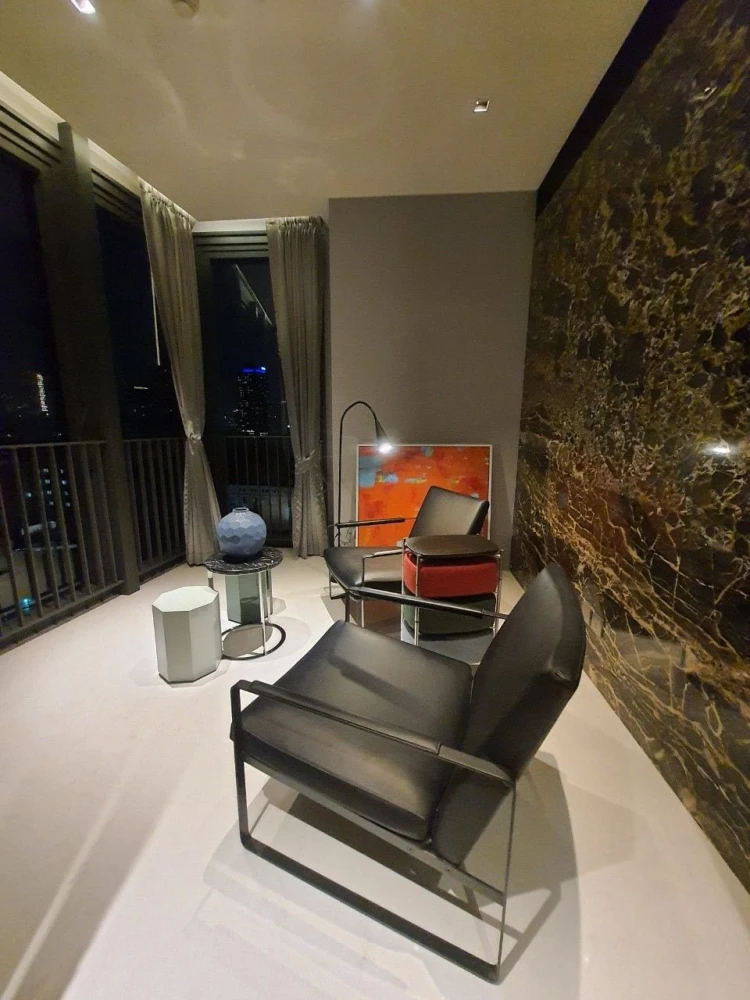For rent: Beatniq at Sukhumvit32, spacious room, comfortable living, comes with built-in decorations throughout the room. Good like this, hurry and bo