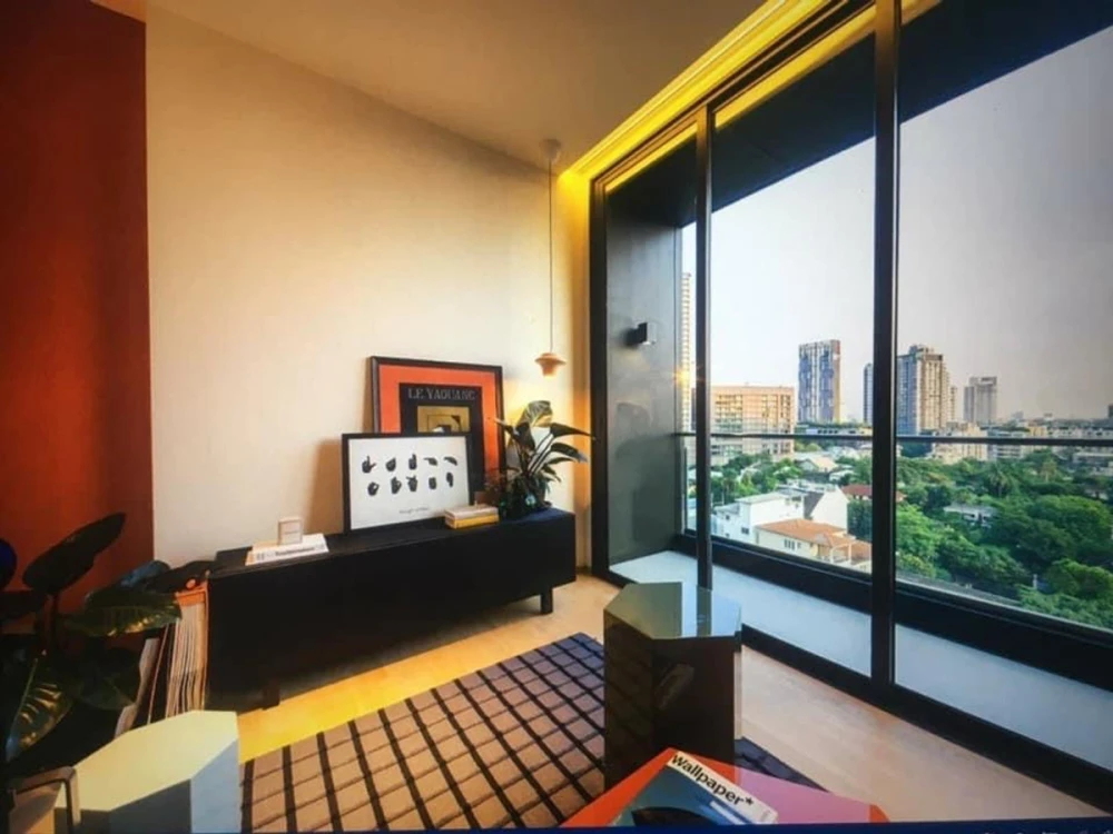 Beautiful, fully furnished apartment for rent at Beatniq Sukhumvit 32. Comfortable living space. Book now!