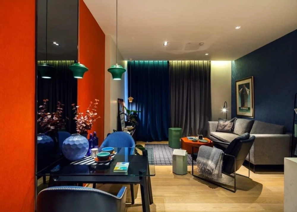 Beautiful, fully furnished apartment for rent at Beatniq Sukhumvit 32. Comfortable living space. Book now!