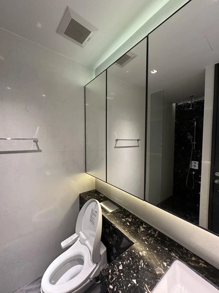 Luxury Studio apartment for rent at Beatniq Sukhumvit 32. Fully furnished with city views from a high floor. Book now!