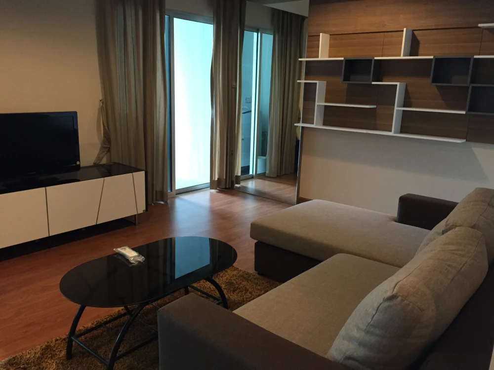 ให้เช่า BELLE GRAND Rama 9 ห้องกว้าง สะดวกสบาย แนว Luxury ใจกลางเมือง! เฟอร์บิวท์อินจัดเต็ม ต้องจอง