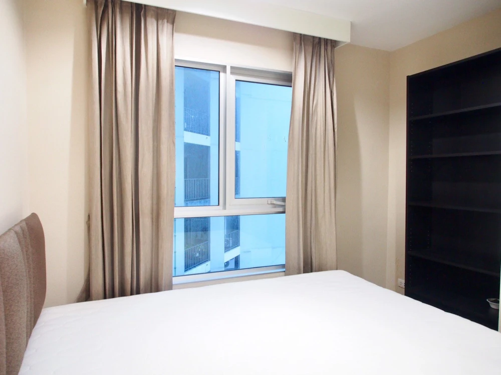 ให้เช่า Belle Grand Rama 9 ห้องติดตั้งกระจกนิรภัย 3 ชั้น ลดเสียงรบกวนจากภายนอก เฟอร์นิเจอร์พรีเมียมทั้งหมด จองเลย