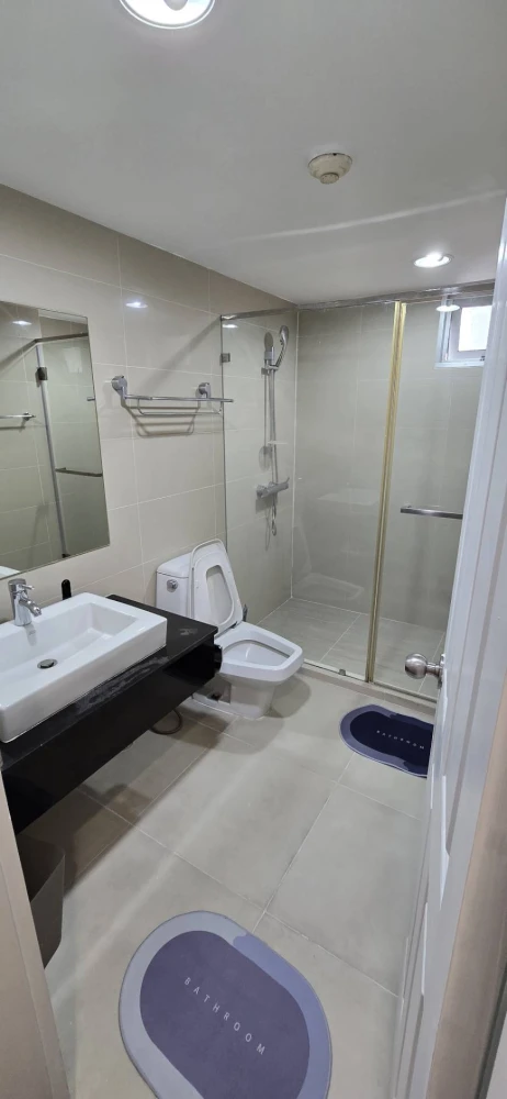 ให้เช่า Belle Grand Rama 9 ห้องสวย อยู่สบาย พื้นที่ห้องกว้างมาก มีเฟอร์นิเจอร์ครบครัน ห้ามพลาด