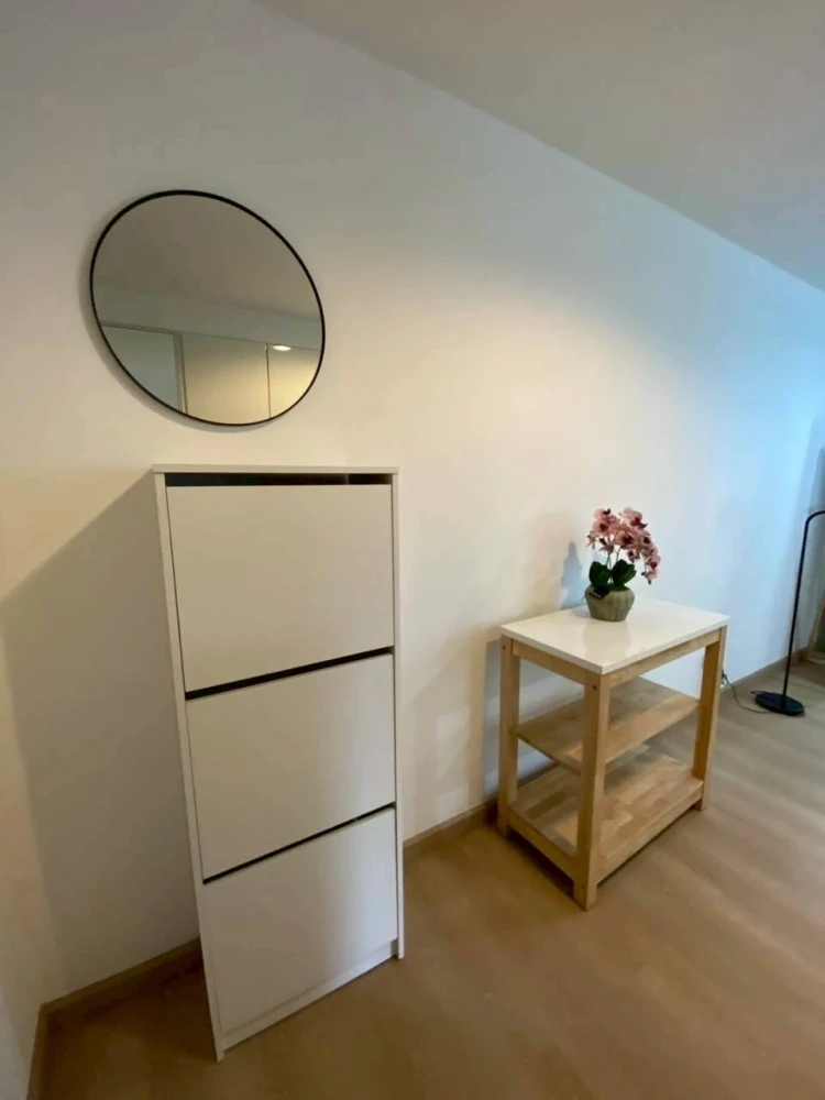 Belle Grand Rama 9 for rent. Very high floor (25th floor), largest unit available. Book now, don't hesitate!