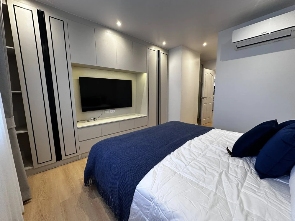Belle Park Residence for rent. Beautifully decorated unit with a stunning color scheme. Spacious living area and complete amenities. Don't miss out!