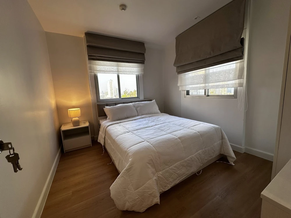 Belle Park Residence for rent. Beautifully decorated unit with a stunning color scheme. Spacious living area and complete amenities. Don't miss out!