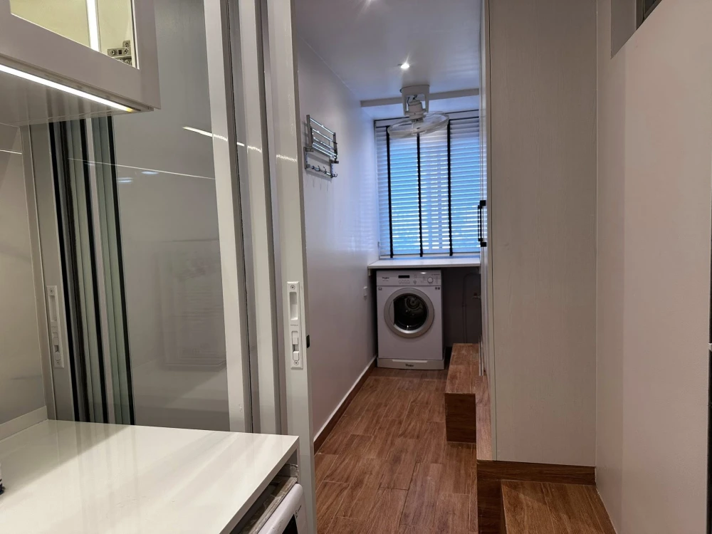 Belle Park Residence for rent. Beautifully decorated unit with a stunning color scheme. Spacious living area and complete amenities. Don't miss out!