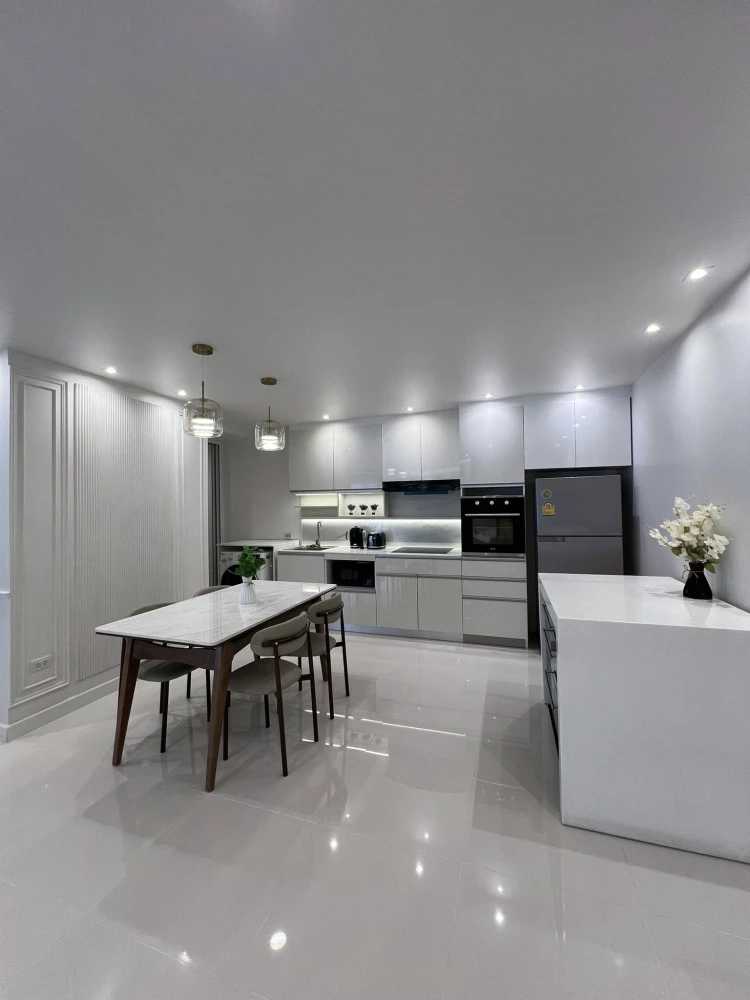 Belle Park Residence for rent, luxuriously decorated room with plenty of usable space and complete amenities. Reserve now!