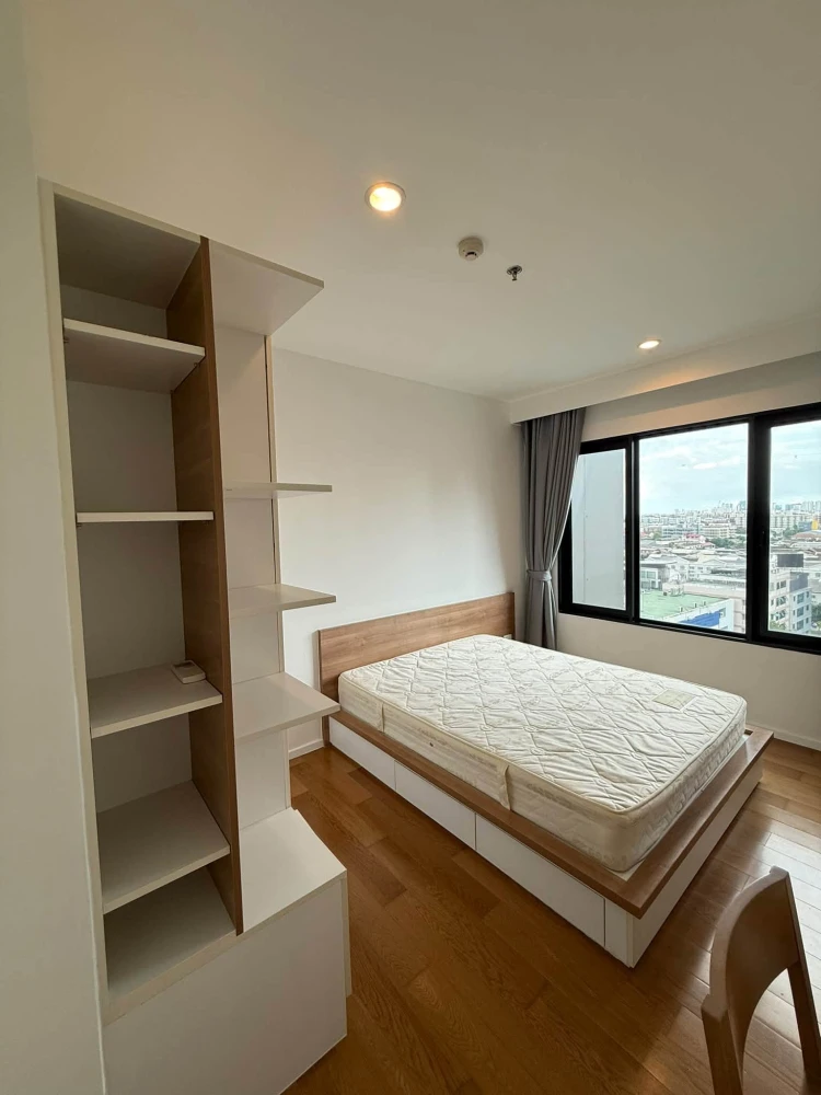 ให้เช่า Blocs 77 ห้องชั้น 9 พื้นที่ใช้สอยเยอะ วิวสระว่ายน้ำ ดีแบบนี้จะรออะไร images