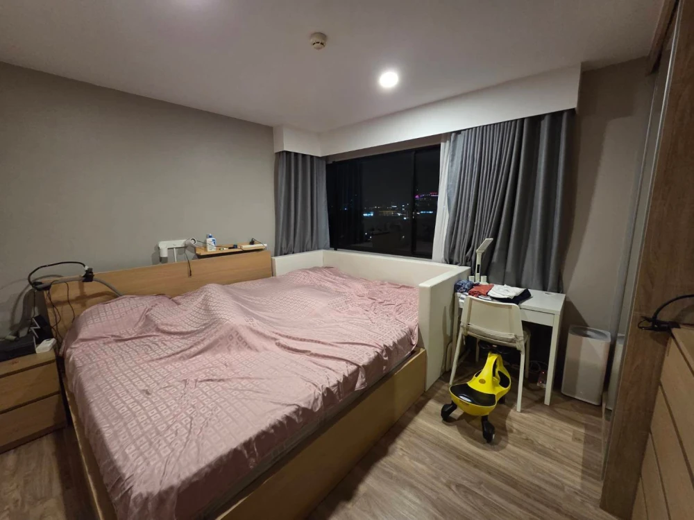 Blossom Condo @ Sathorn-Charoenrat for rent, 7th floor, corner unit, fully furnished. Book now!