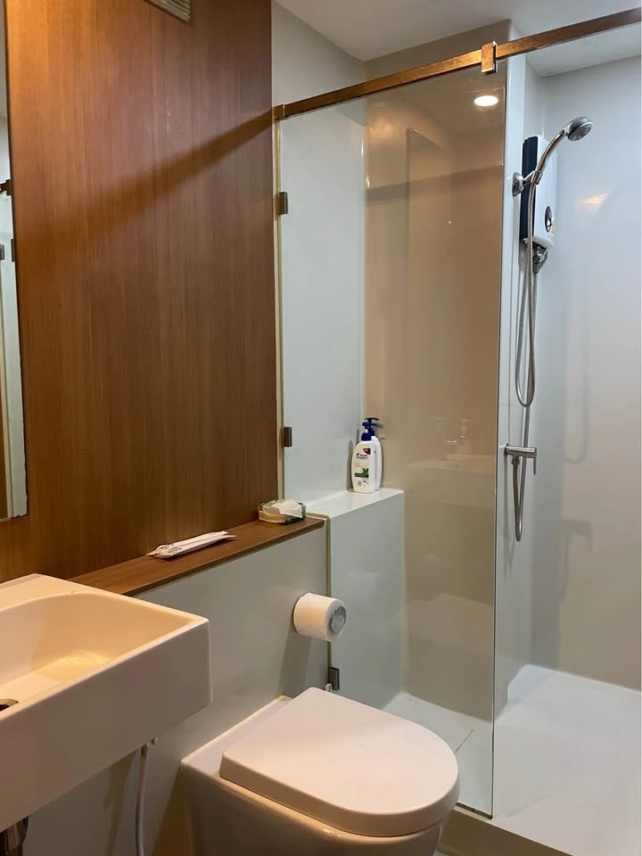 ให้เช่า Blossom Condo @ Sathorn-Charoenrat ห้องพร้อมอยู่ เฟอร์พร้อม จองเลย