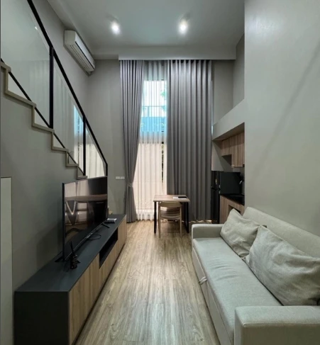 Blossom Condo @ Sathorn-Charoenrat for rent. Fully furnished and ready to move in. Book now!